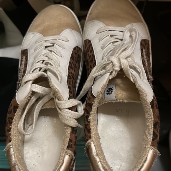 Coconut by Matisse Sneakers! - Picture 3 of 3